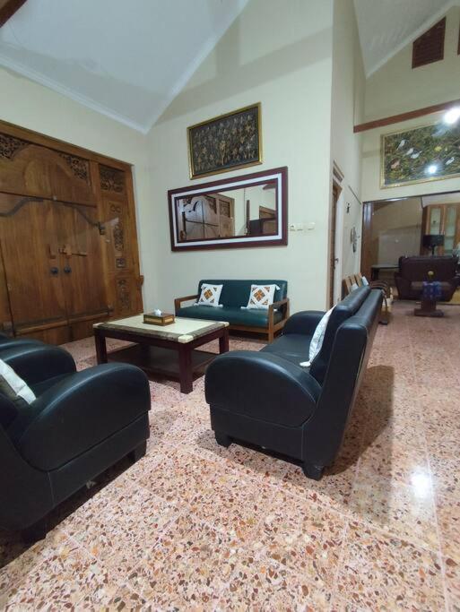 Niki Mawon Homestay Kejayan Εξωτερικό φωτογραφία